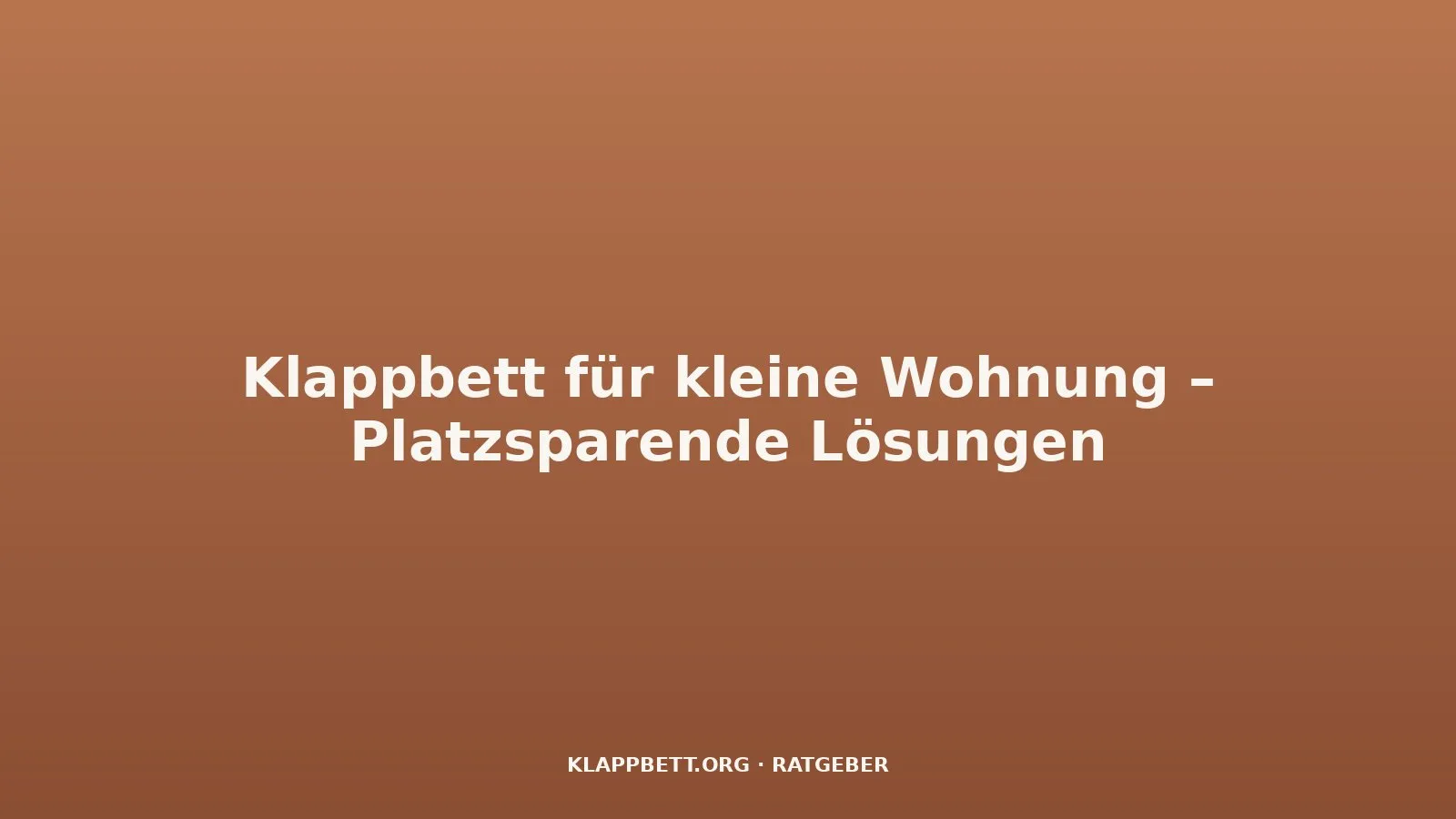 Kompaktes Klappbett in einer kleinen Wohnung mit cleverer Raumnutzung